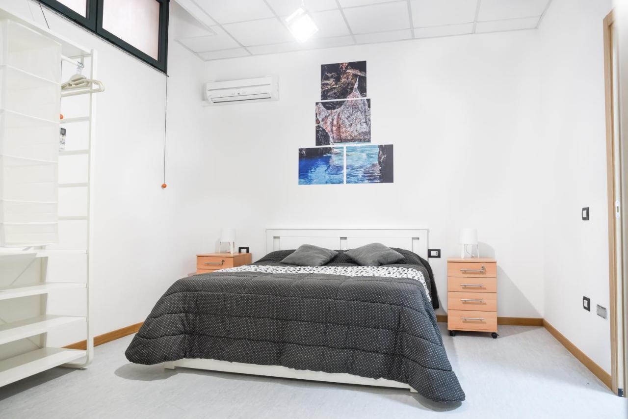 Bed And Breakfast Porto Flavia Иглесиас Екстериор снимка